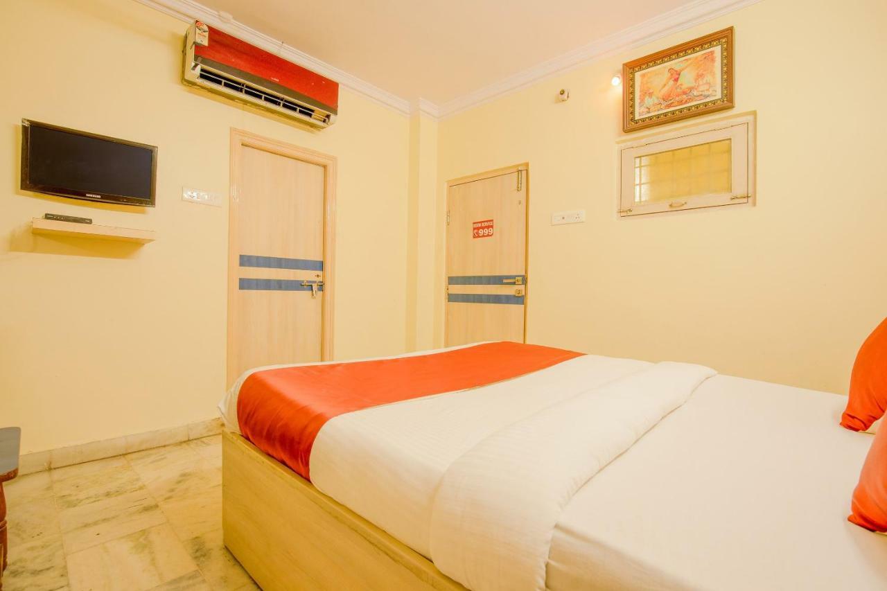 Oyo 13494 Hotel Nakshatra Inn Hyderabad Eksteriør bilde